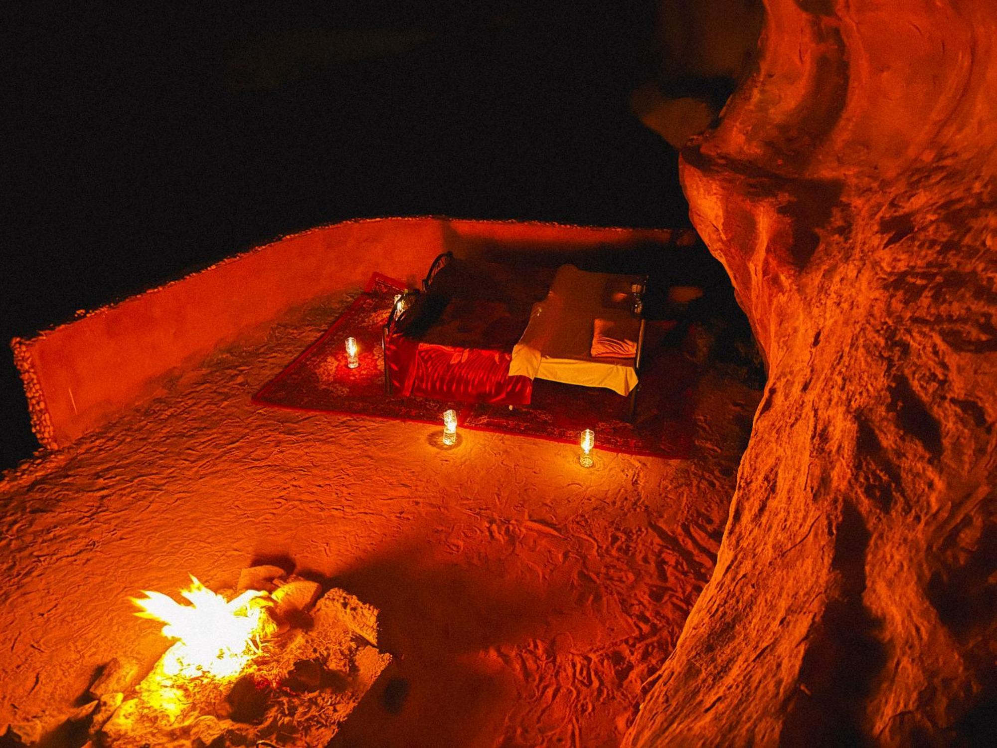 Wadi Rum Fire Camp エクステリア 写真